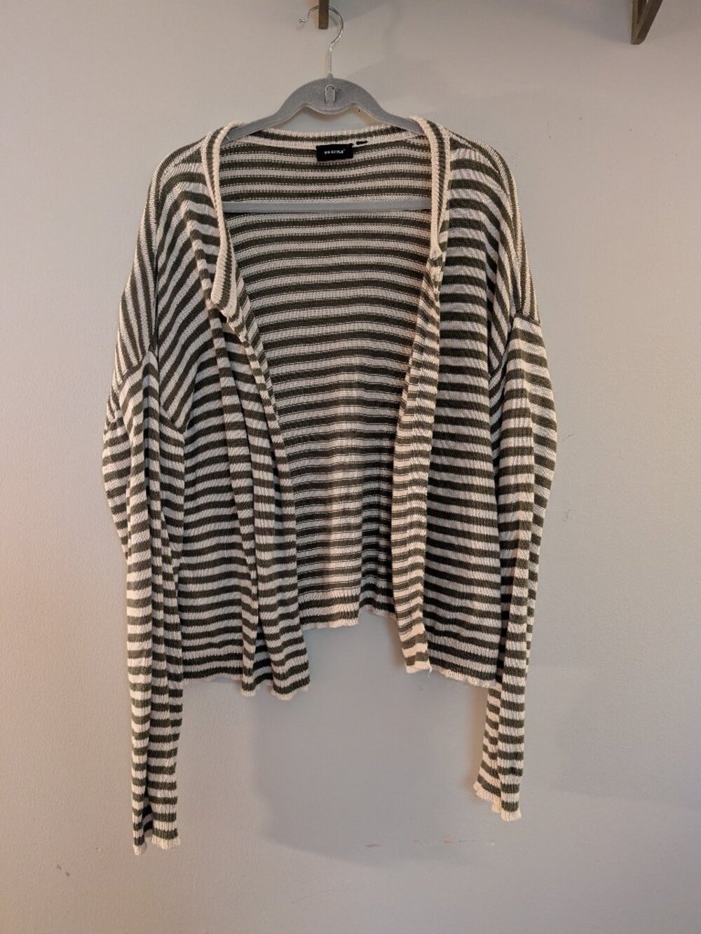 Women's crewneck cardigan, white/cream stripe, XXL